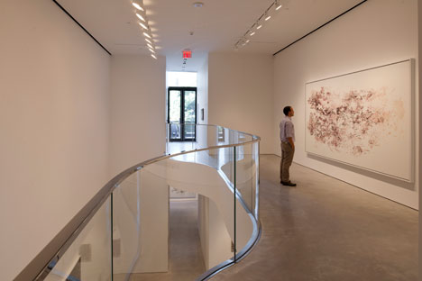 speronce-westwater-gallery-by-foster-partners-02