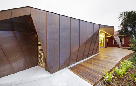 Balmain Archivo  por arquitectos Innovarchi 3