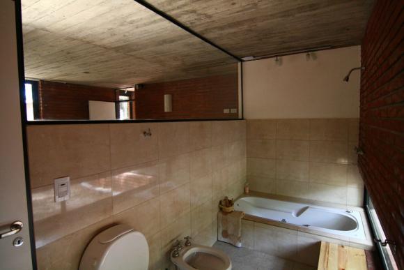 Revista de Arquitectura y Diseño – PERUARKI » CASA DE LADRILLO EN EL