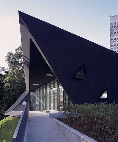Zaha Hadid/ Maggie Center en Kirkcaldy, Five. Escocia