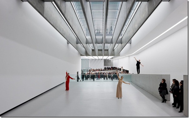 peruarki-arquitectura-italia-MAXXI-Museum-roma-Zaha-Hadid-Architects-3